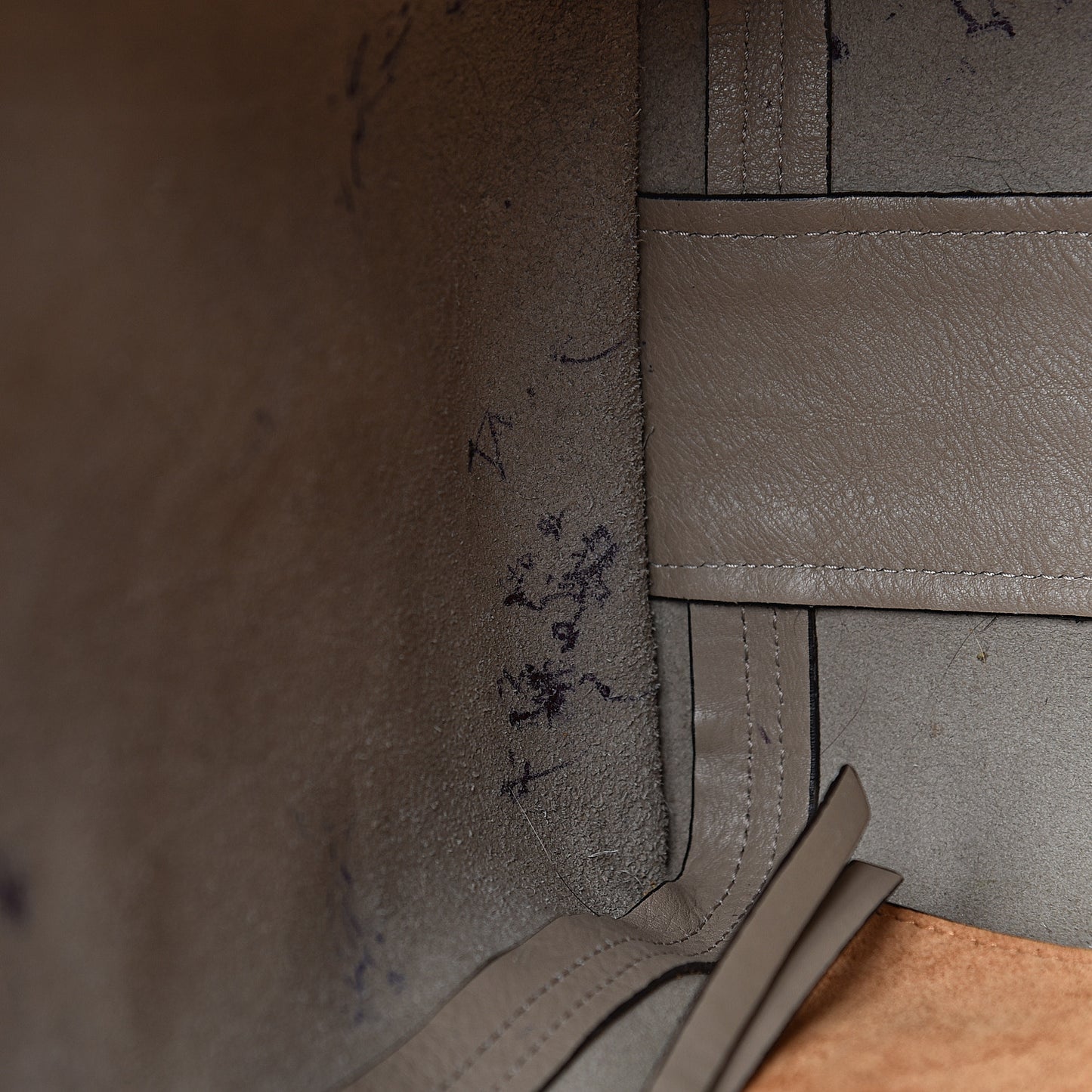 Smooth Calfskin Medium Milo Shopping Tote Motty Grey