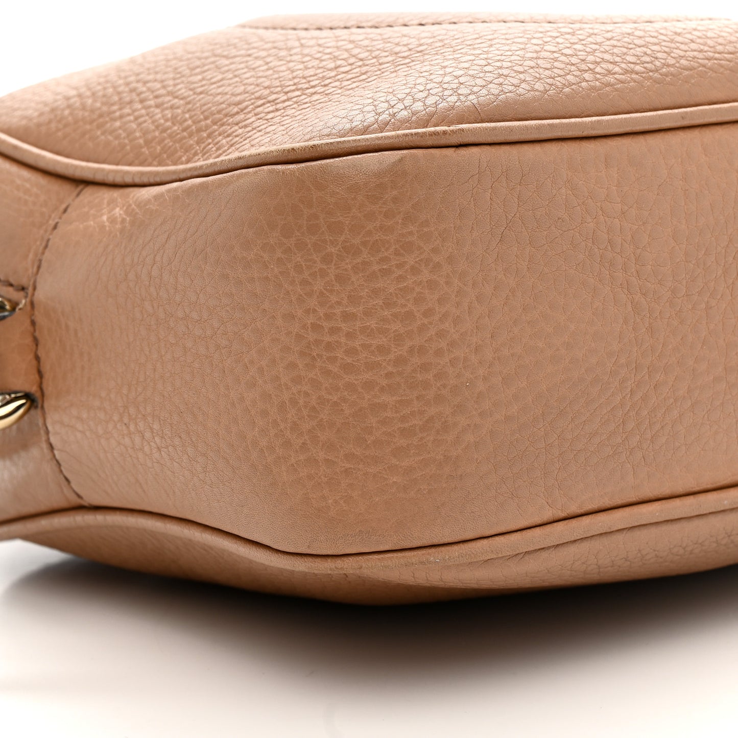 Pebbled Calfskin Small Soho Disco Bag Camelia