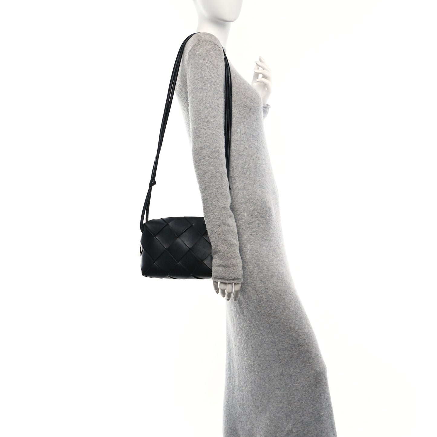 Lambskin Maxi Intrecciato Small Cassette Camera Bag Black