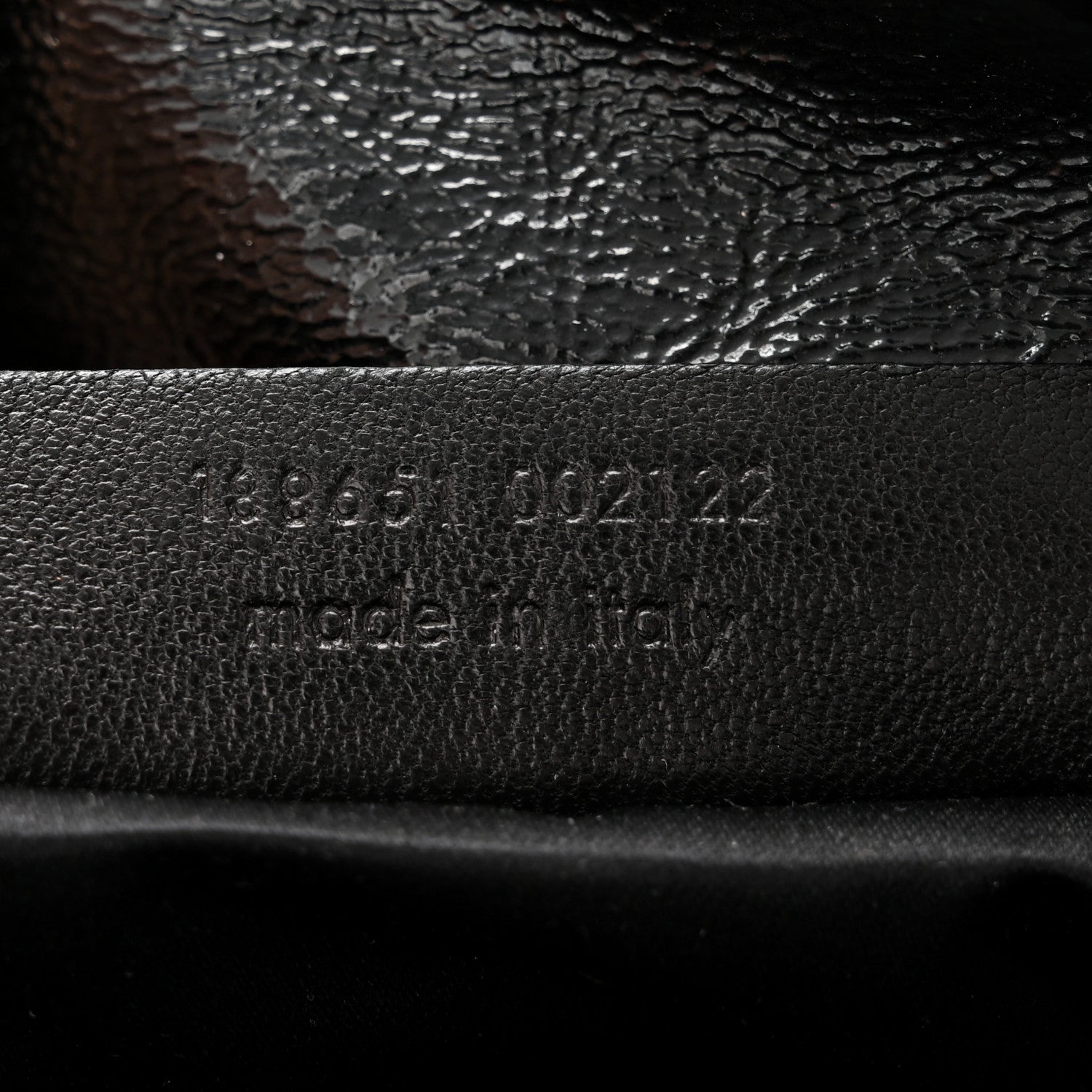 Saint Laurent Textured Patent Small Y-Mail Tote Black 6 of 9