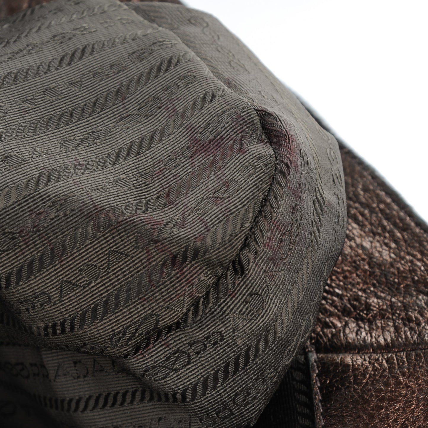 Vitello Daino Mordore Shoulder Bag Antico