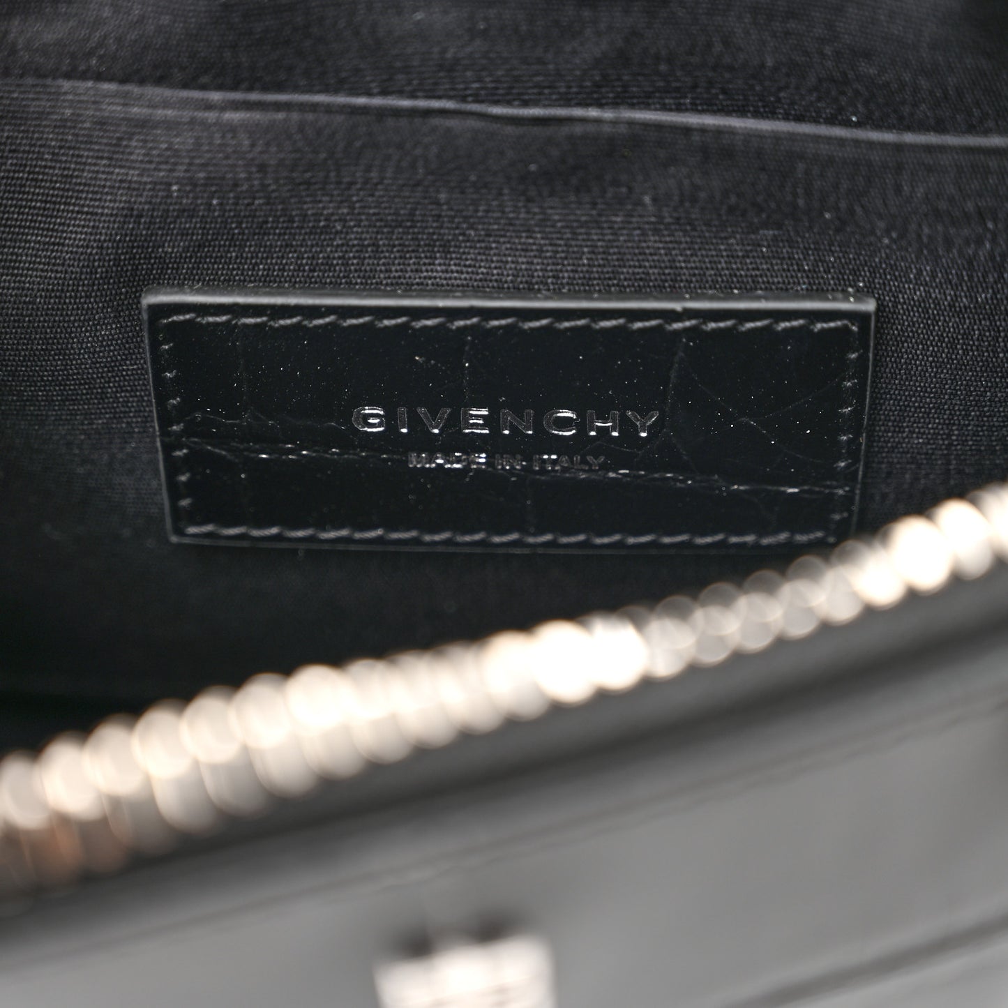 Calfskin Crocodile Embossed Antigona U Crossbody Bag Black