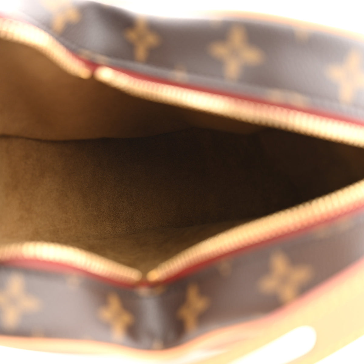 Louis Vuitton Monogram Game On Coeur 5 of 10