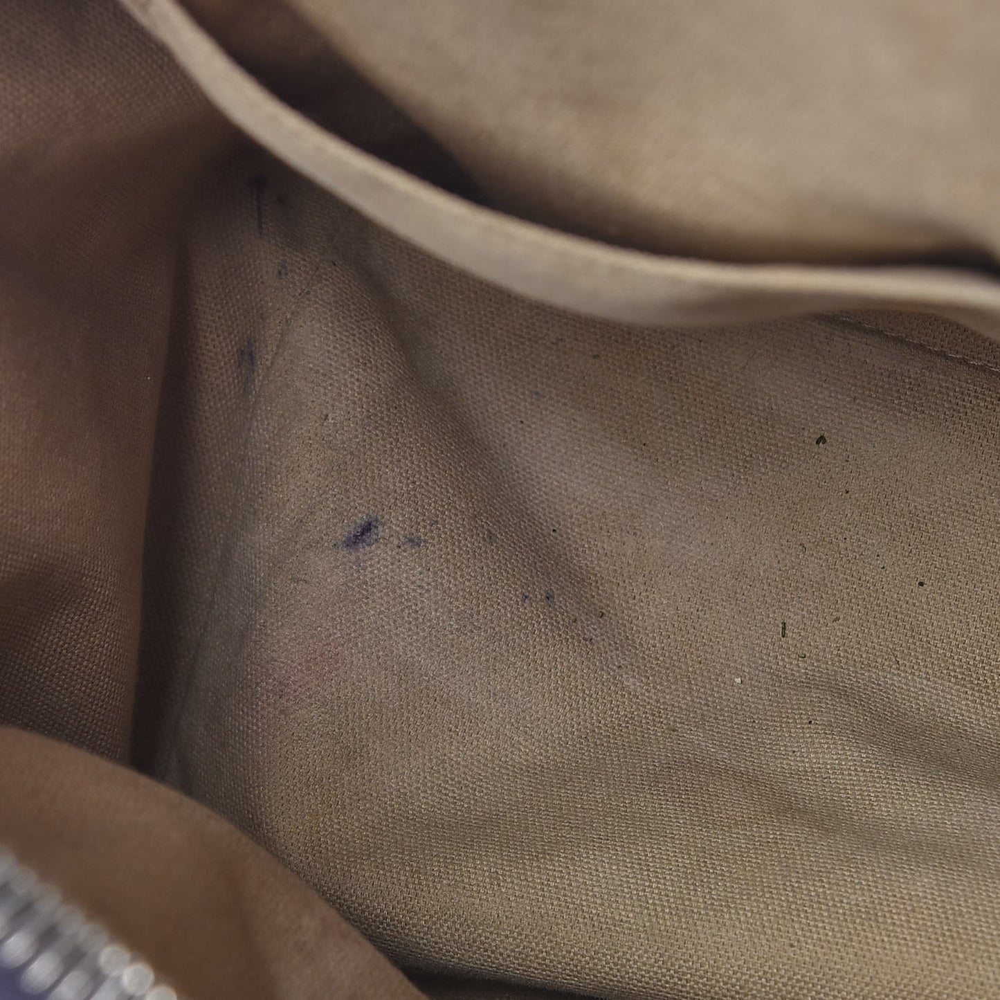 Sugar Goatskin Medium Antigona Navy