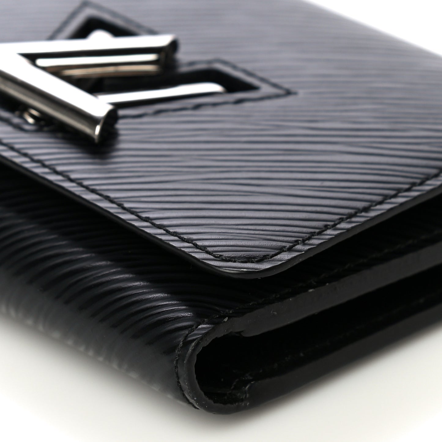 Epi Twist Compact Wallet Black
