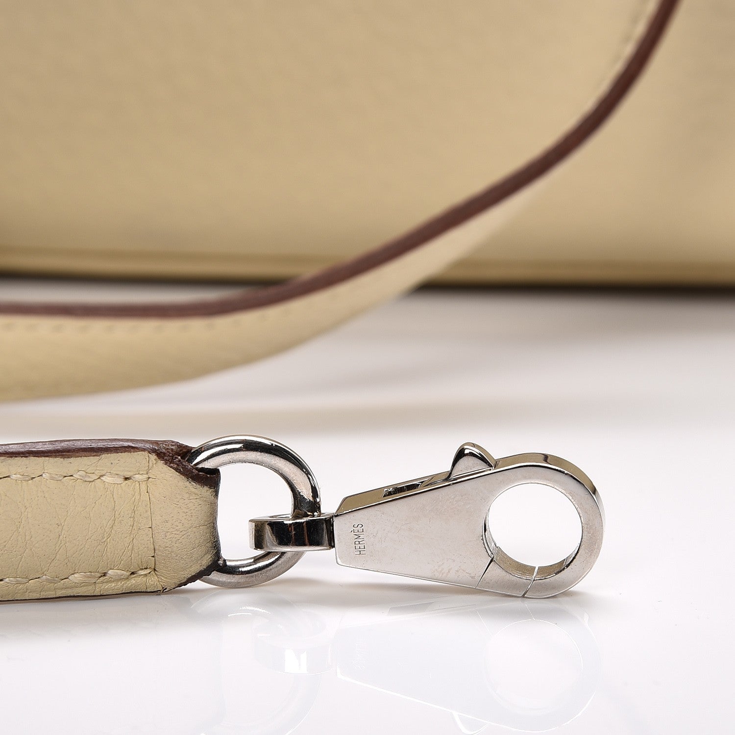 Hermes Taurillon Clemence Kelly Retourne 28 Parchemin 40 of 40