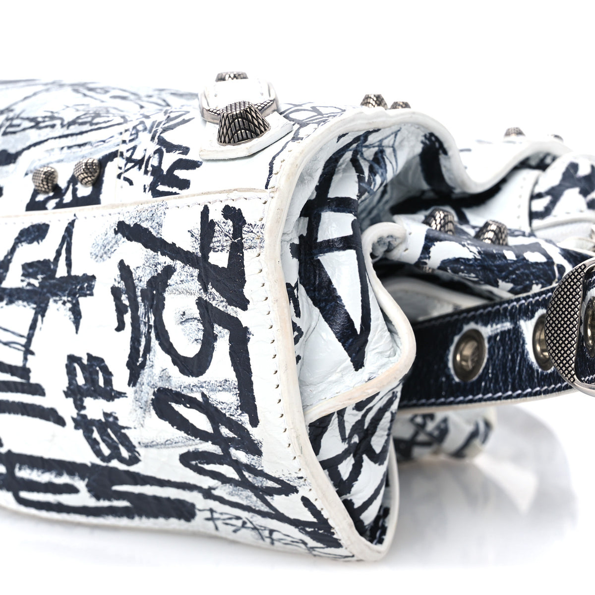 Agneau Arena Graffiti Neo Cagole Handbag XS White Black