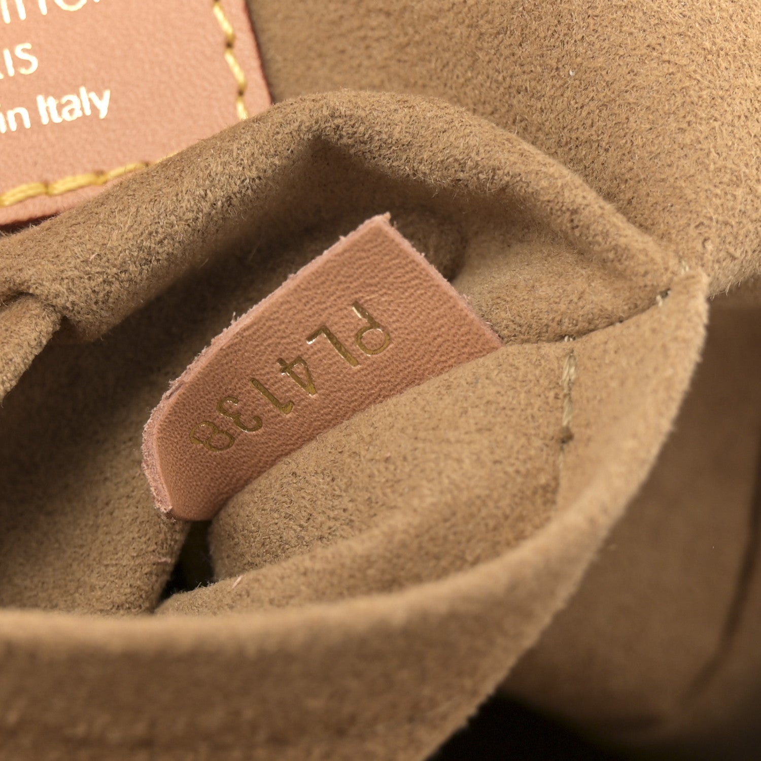 Louis Vuitton Monogram Boite Chapeau Souple MM 7 of 10