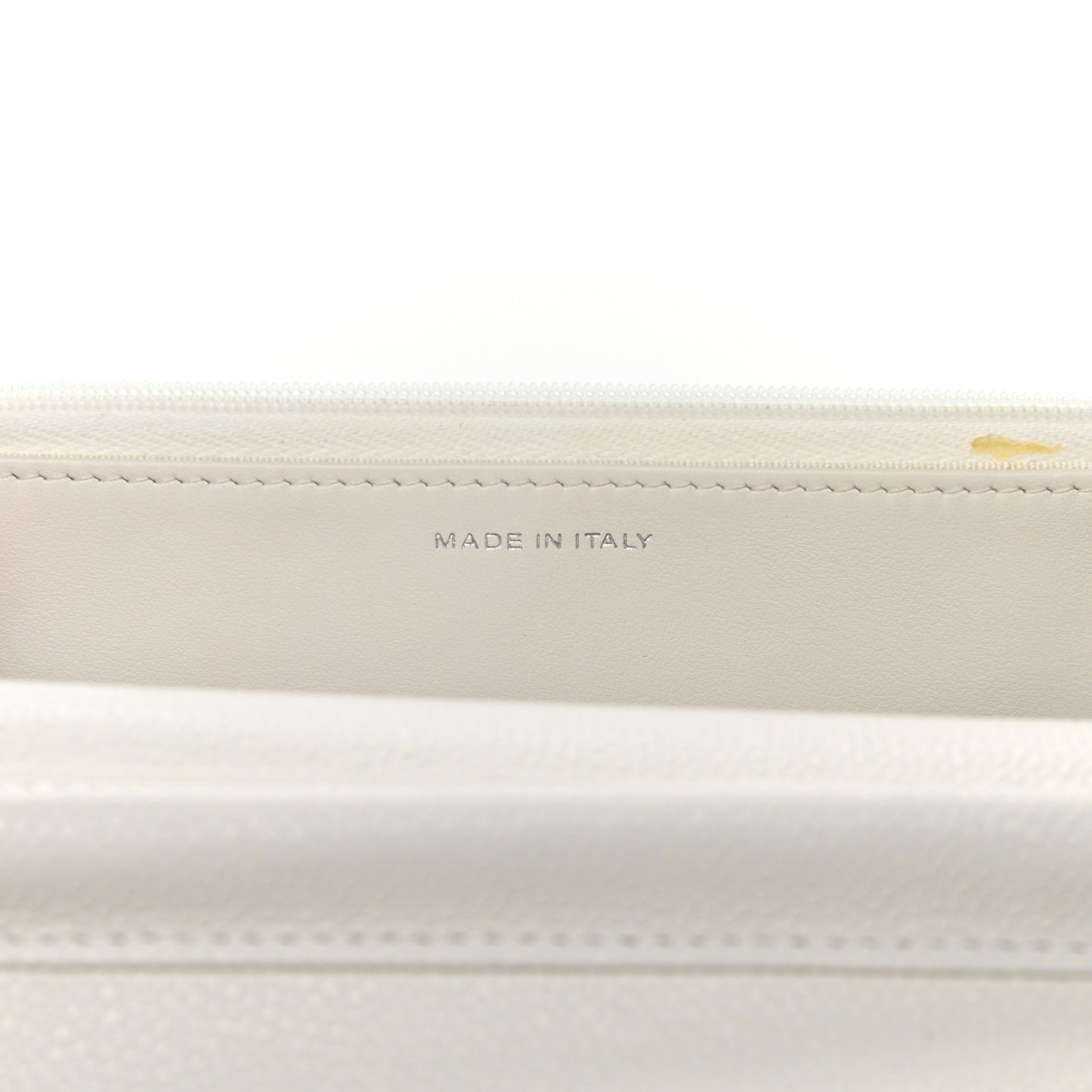 Caviar Quilted Wallet On Chain WOC White