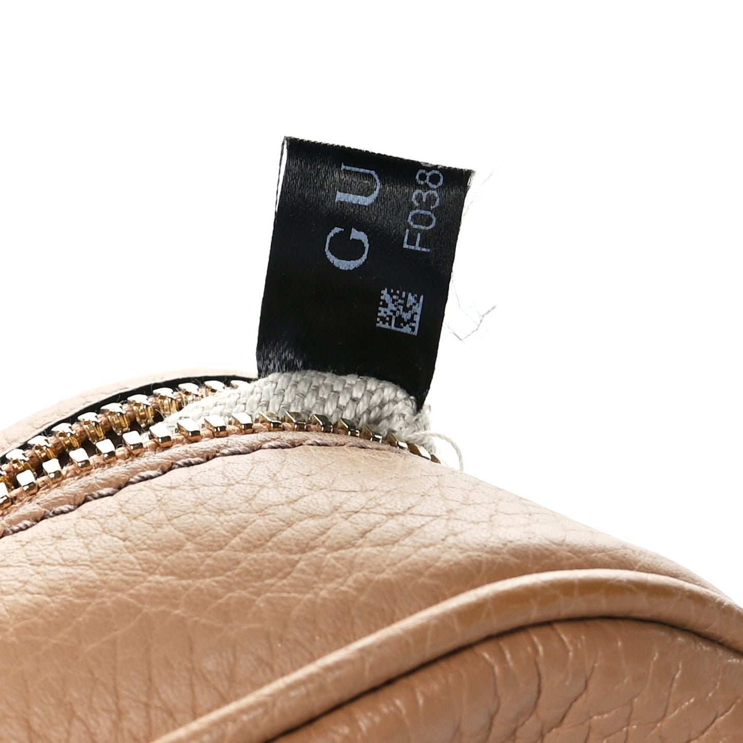 Pebbled Calfskin Small Soho Disco Bag Camelia