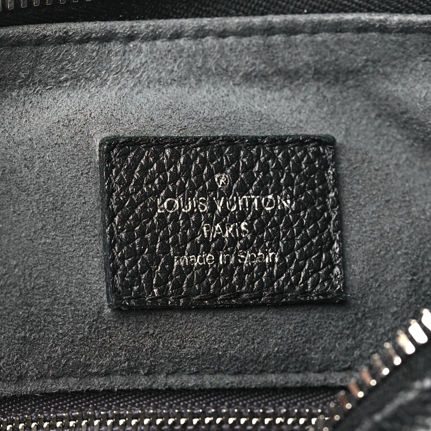 Louis Vuitton Mahina Beaubourg Hobo MM Black 6 of 10
