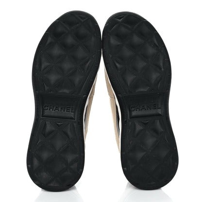 Chanel Velvet Calfskin Mixed Fibers CC Sneakers Ivory 37.5 Black 6 of 9