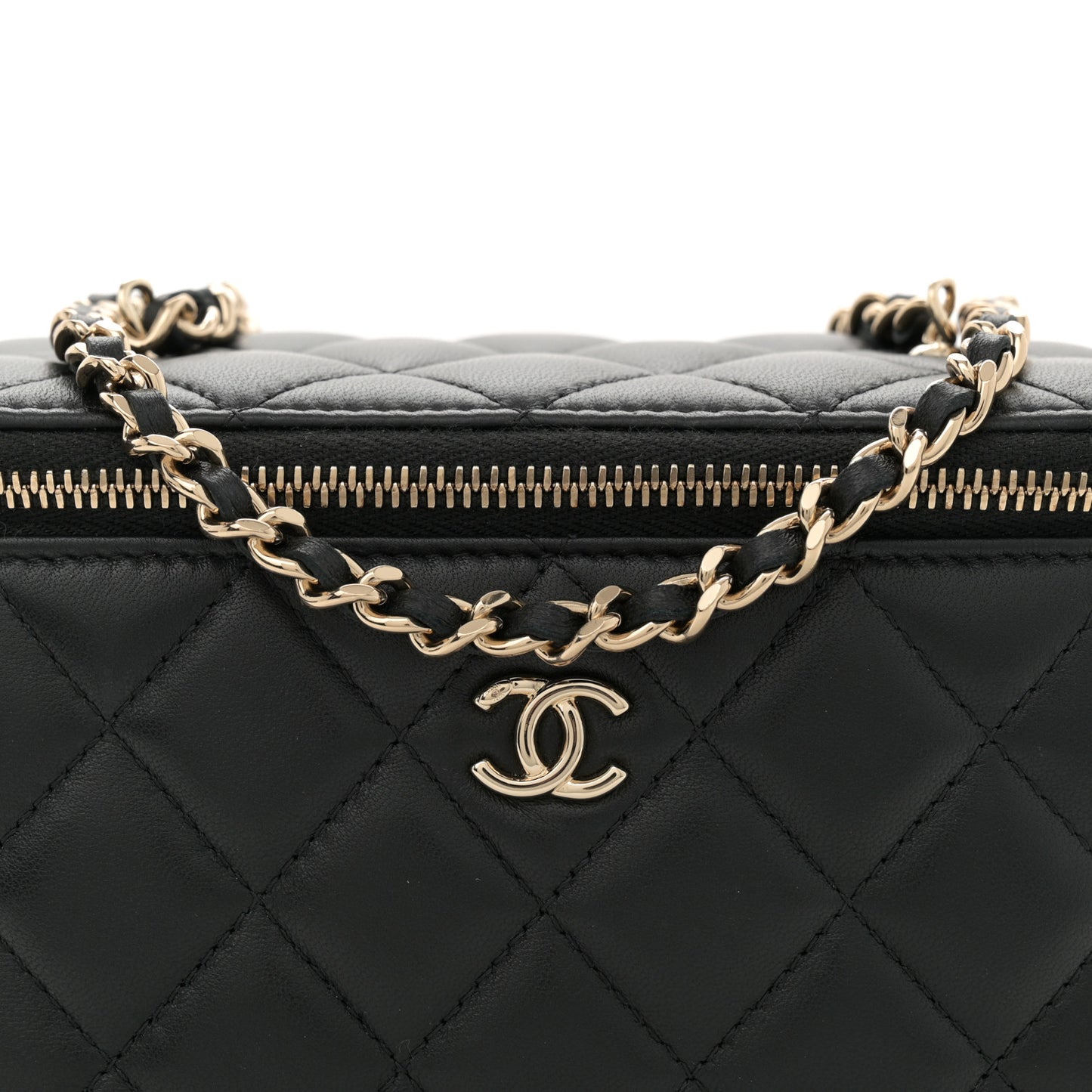 Lambskin Quilted Enamel CC Pearl Crush Small Vanity Case With Chain Black