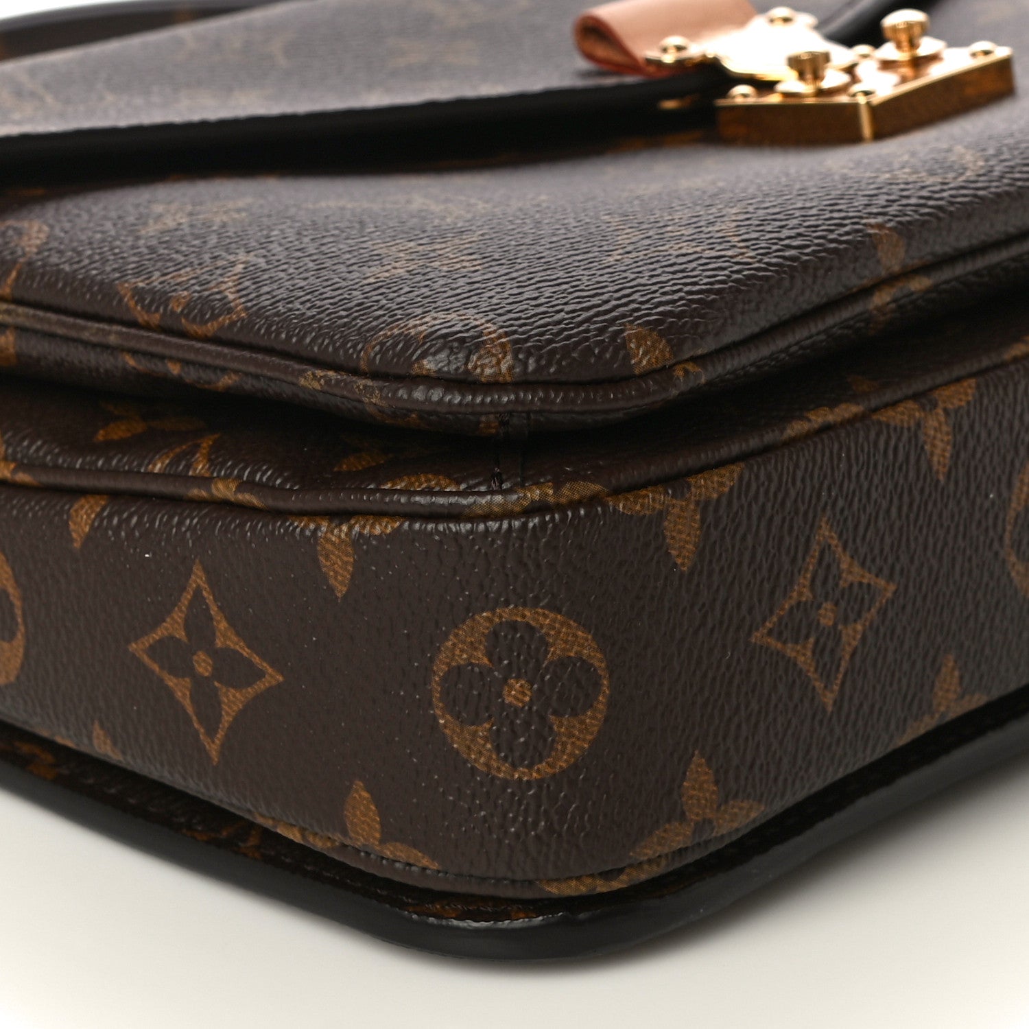 Louis Vuitton Monogram Pochette Metis 9 of 10