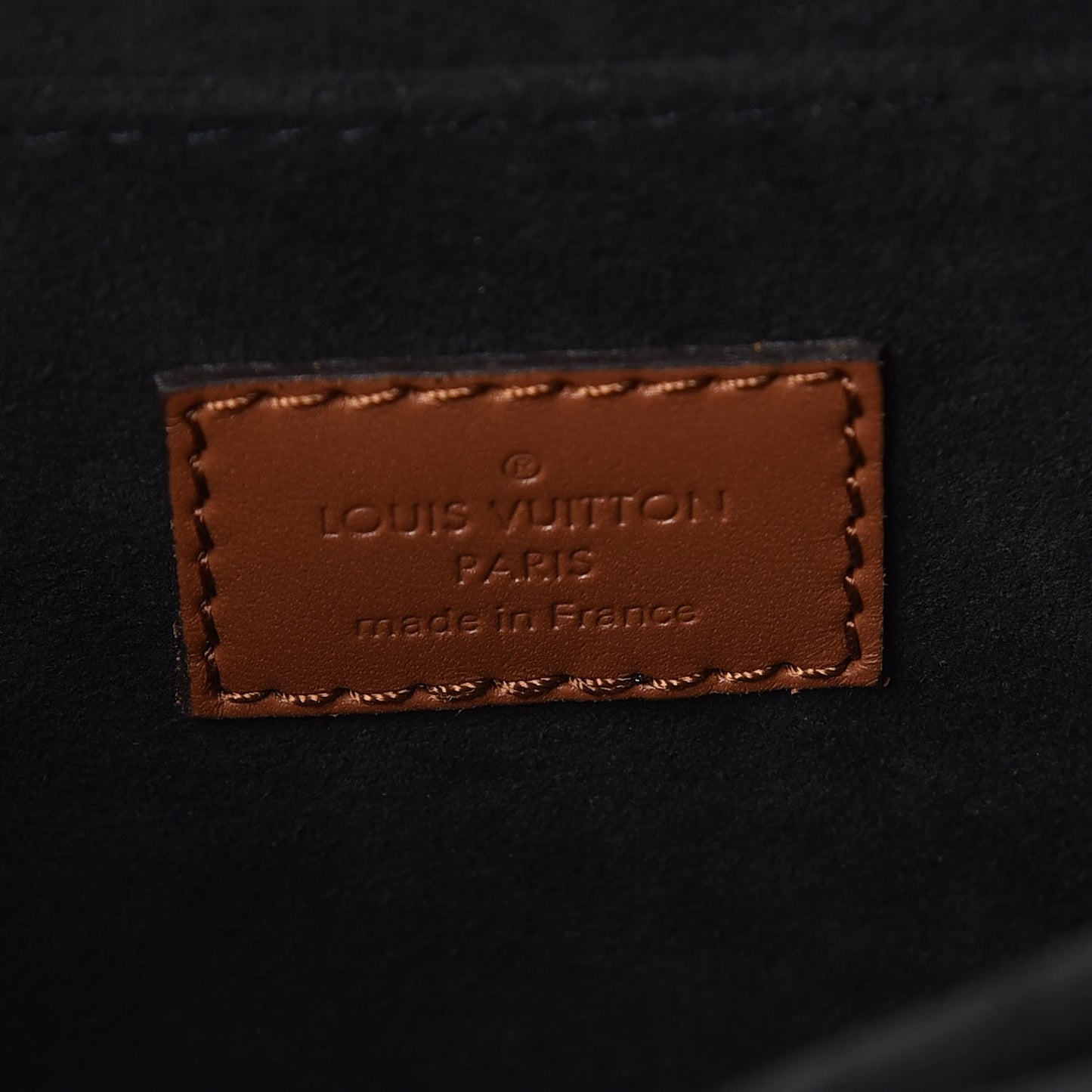 Reverse Monogram Dauphine MM