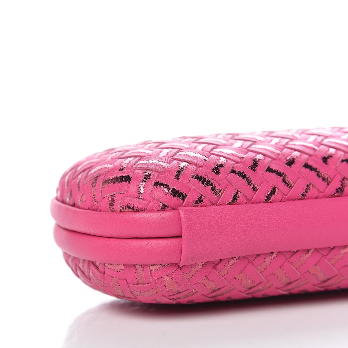 Nappa Intrecciato Metallic Placcato Knot Clutch Rose Shock