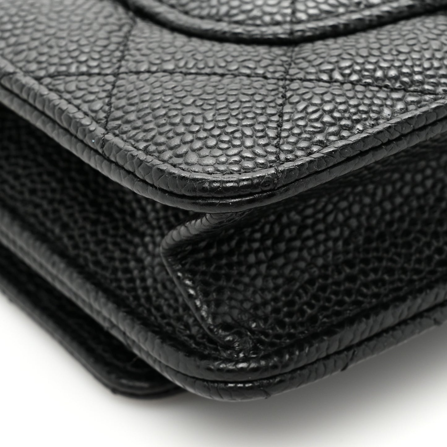 Caviar Quilted Wallet on Chain WOC Black