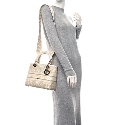 Christian Dior Canvas Around The World Stella Embroidered Medium Lady D-Lite White Gold 2 of 10