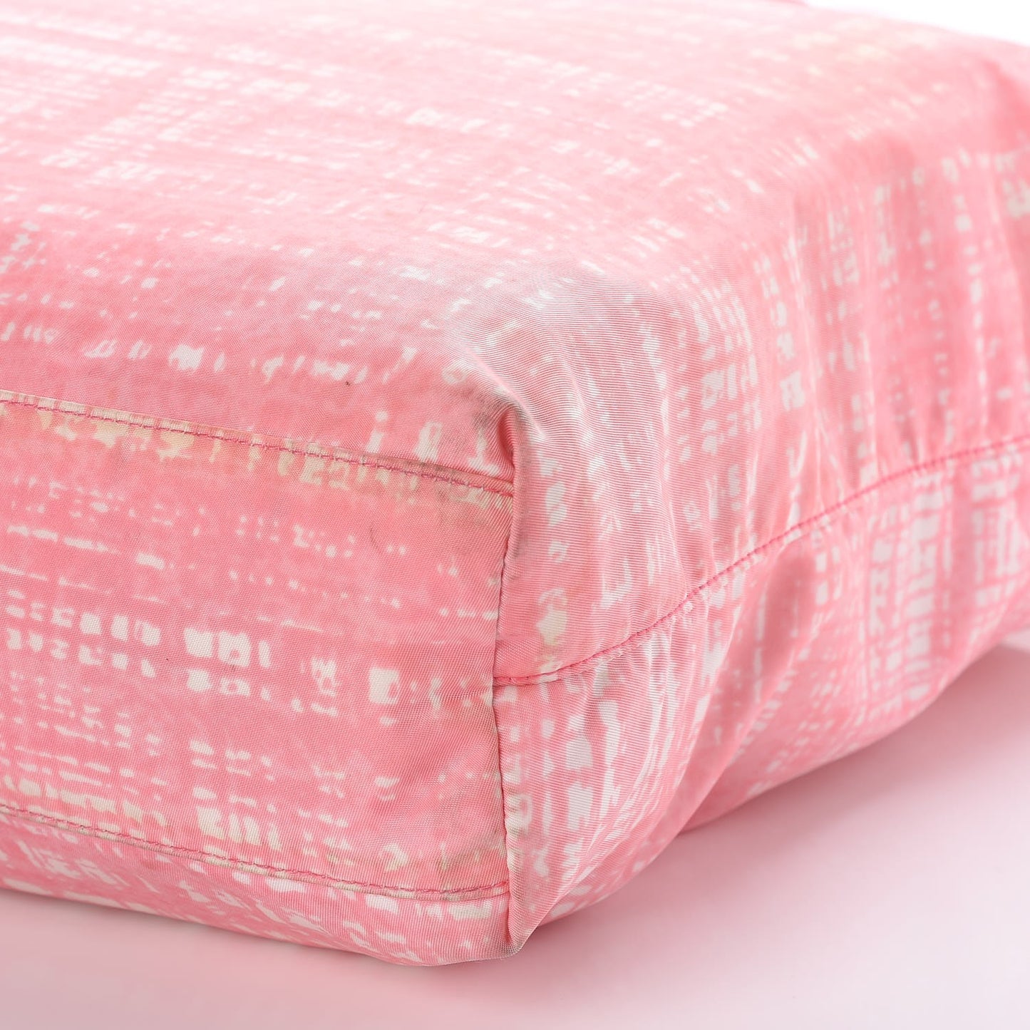 Tessuto Nylon Saffiano Plaid Tote Bag Pink