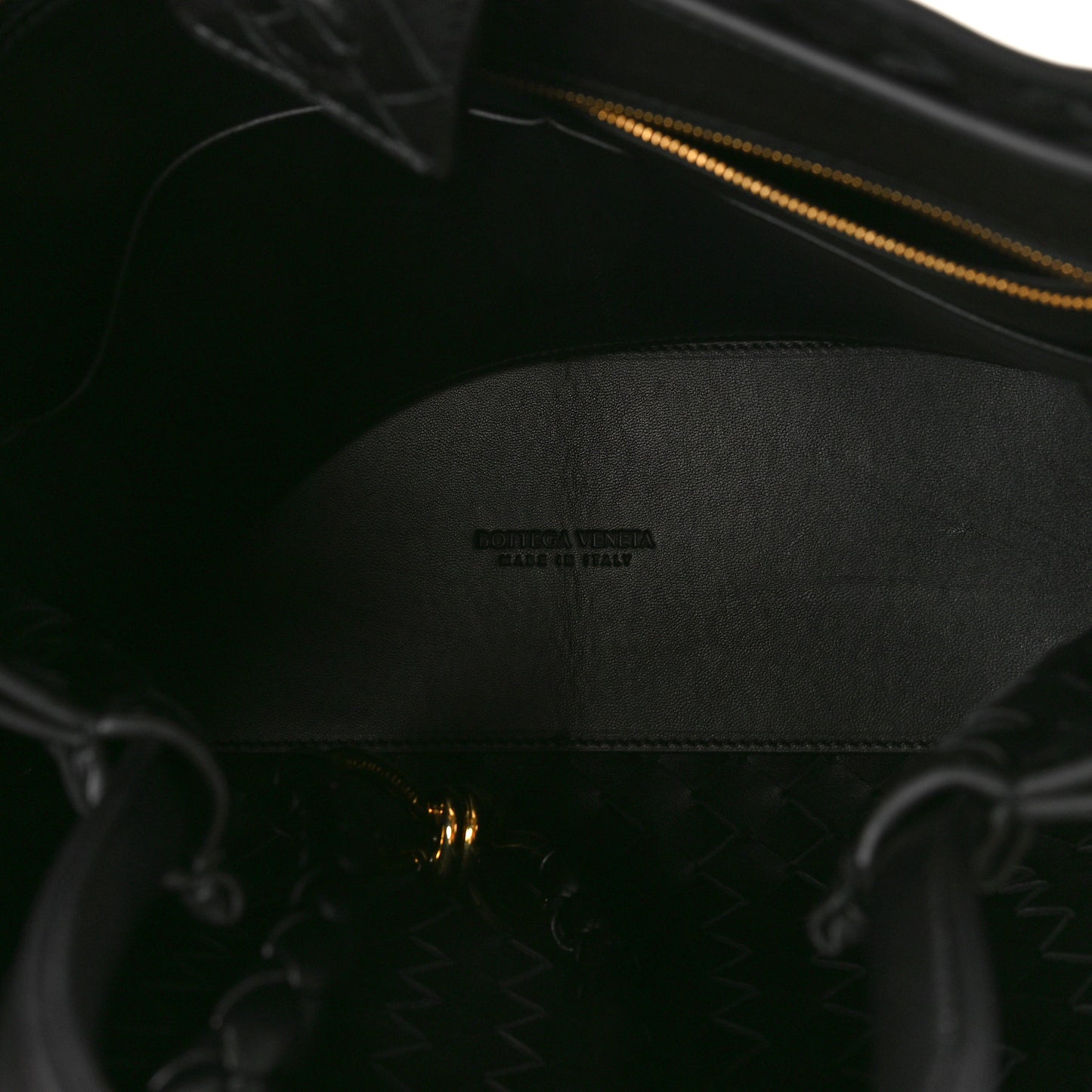Nappa Intrecciato Medium Andiamo Shoulder Bag Black