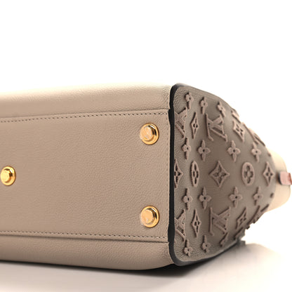 Louis Vuitton Calfskin Monogram Tufting On My Side Galet 9 of 9