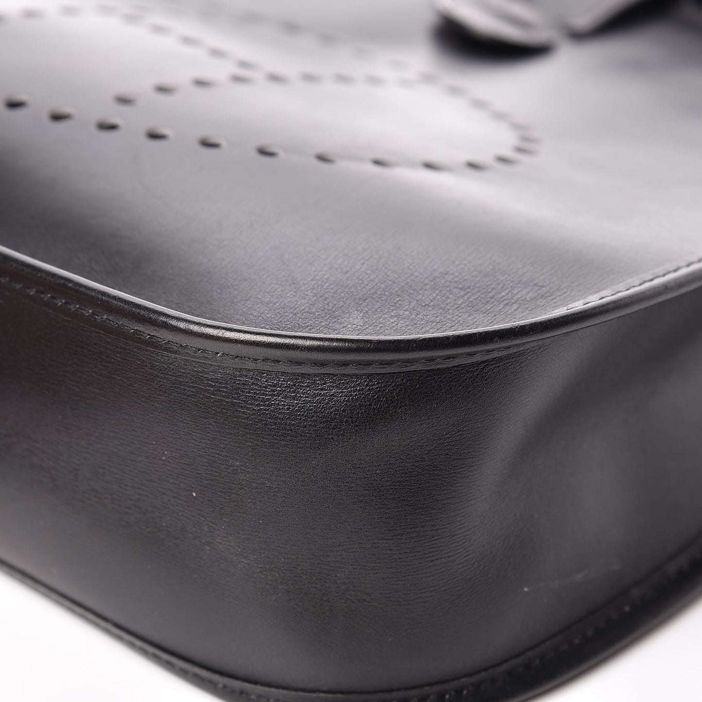 Box Evelyne GM Black