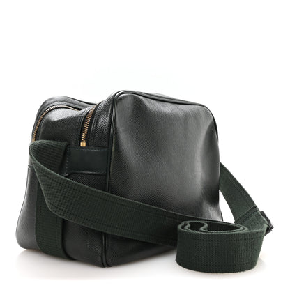 Louis Vuitton Taiga Reporter Messenger Epicea 2 of 10