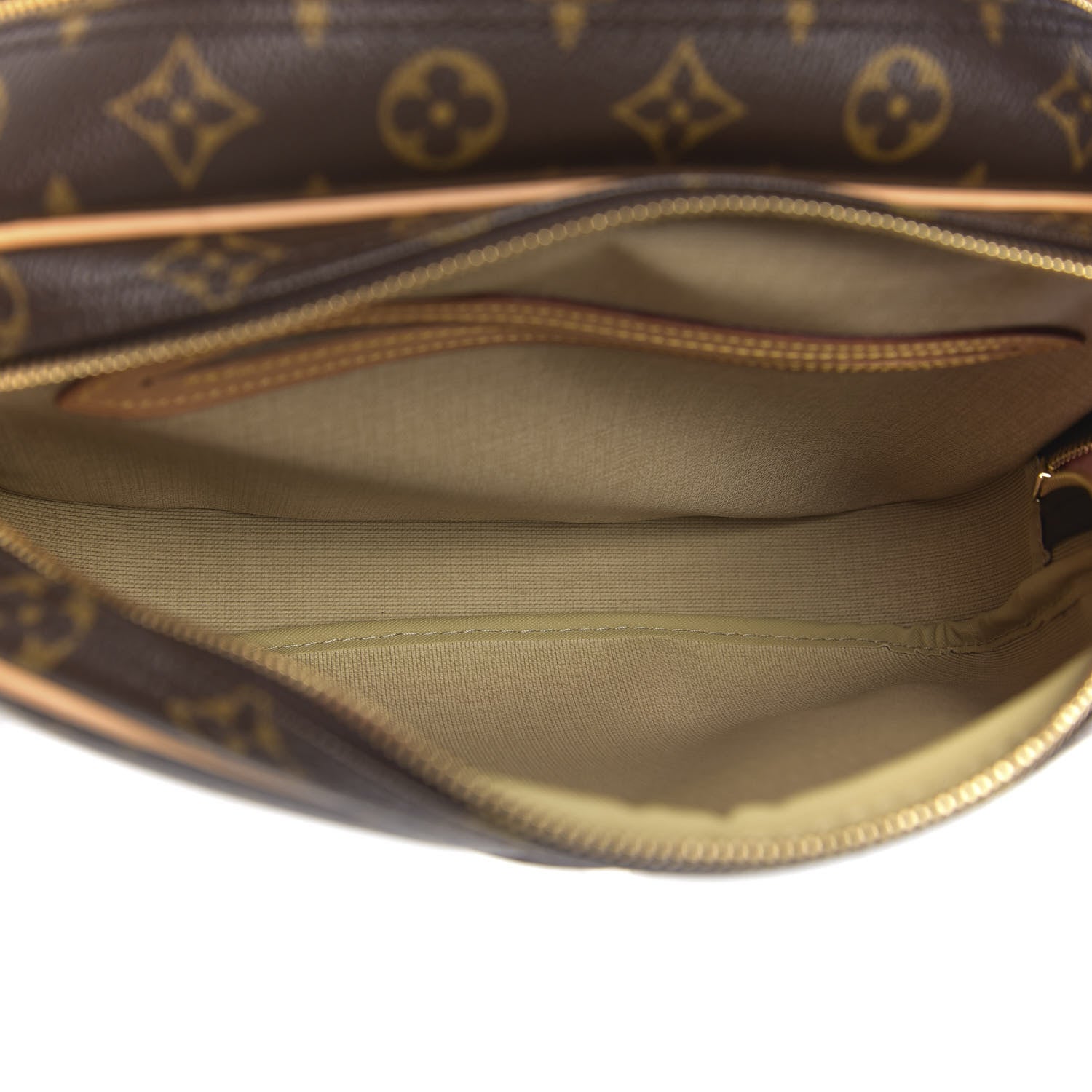 Louis Vuitton Monogram Reporter PM 5 of 10