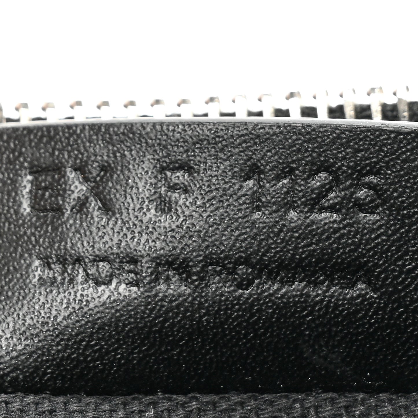 Calfskin I Feel Love Medium Pouch Black