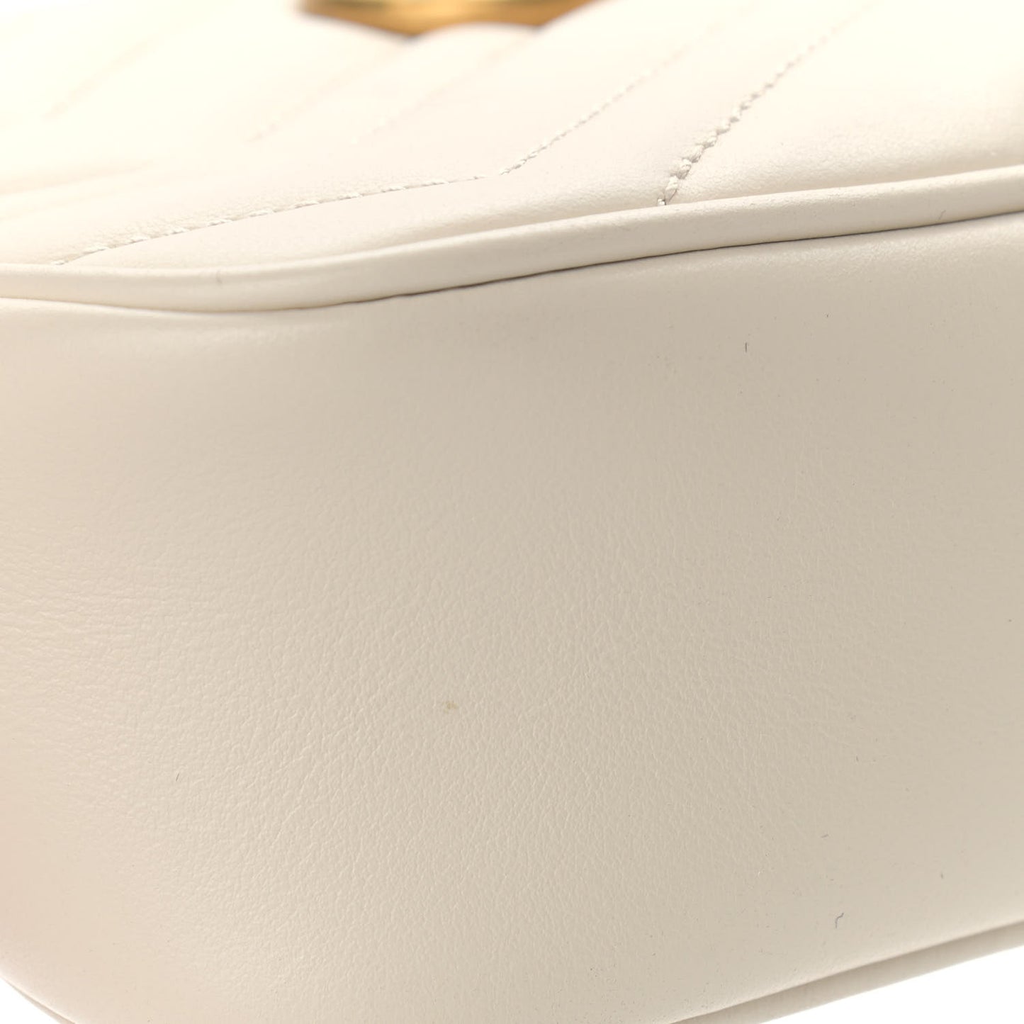Calfskin Matelasse Mini GG Marmont Chain Shoulder Bag White