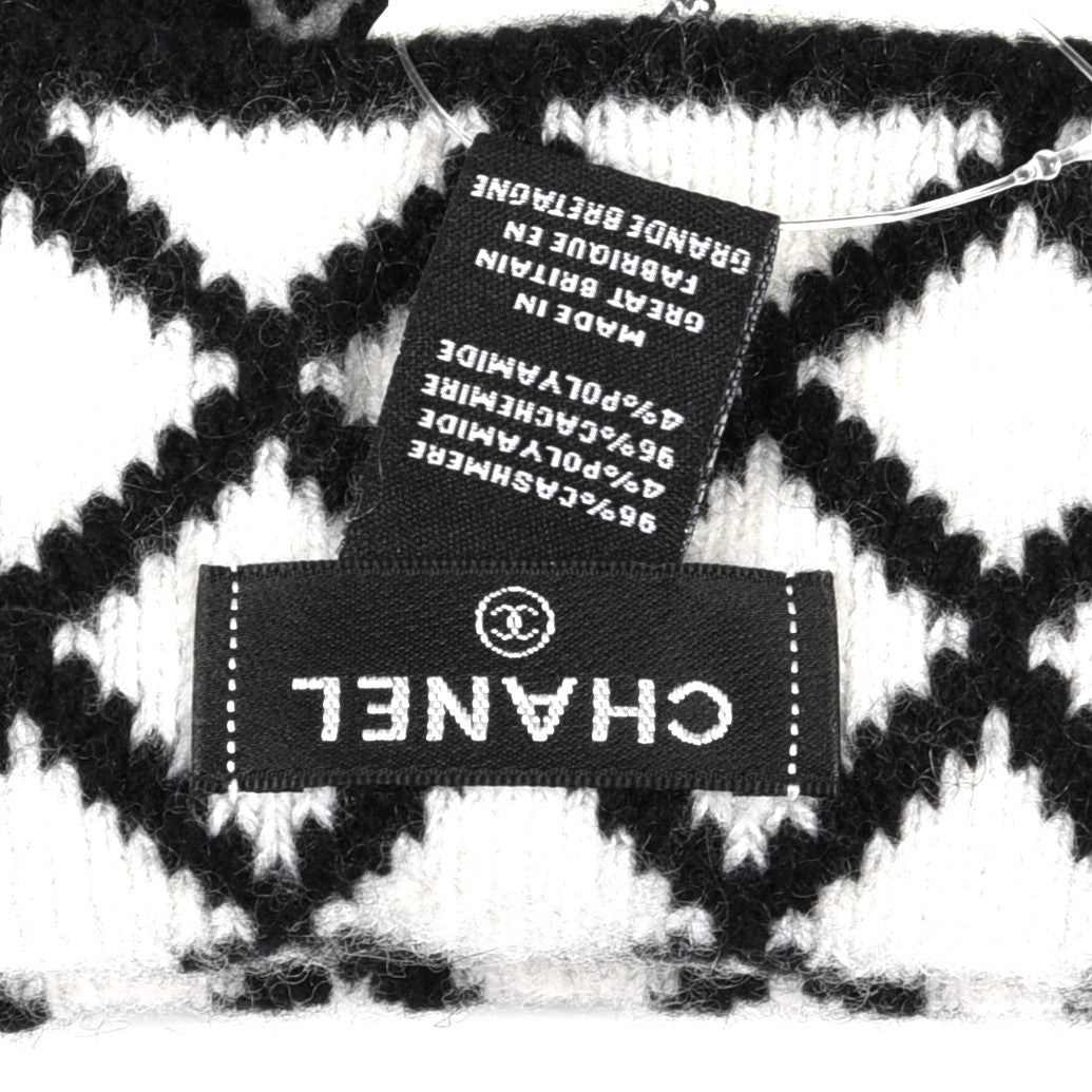 Cashmere Quilted Logo Beanie Hat Black White