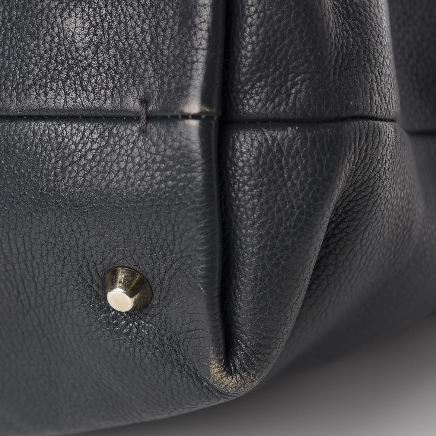 Grained Calfskin New Easy Shopper Tote Navy Black