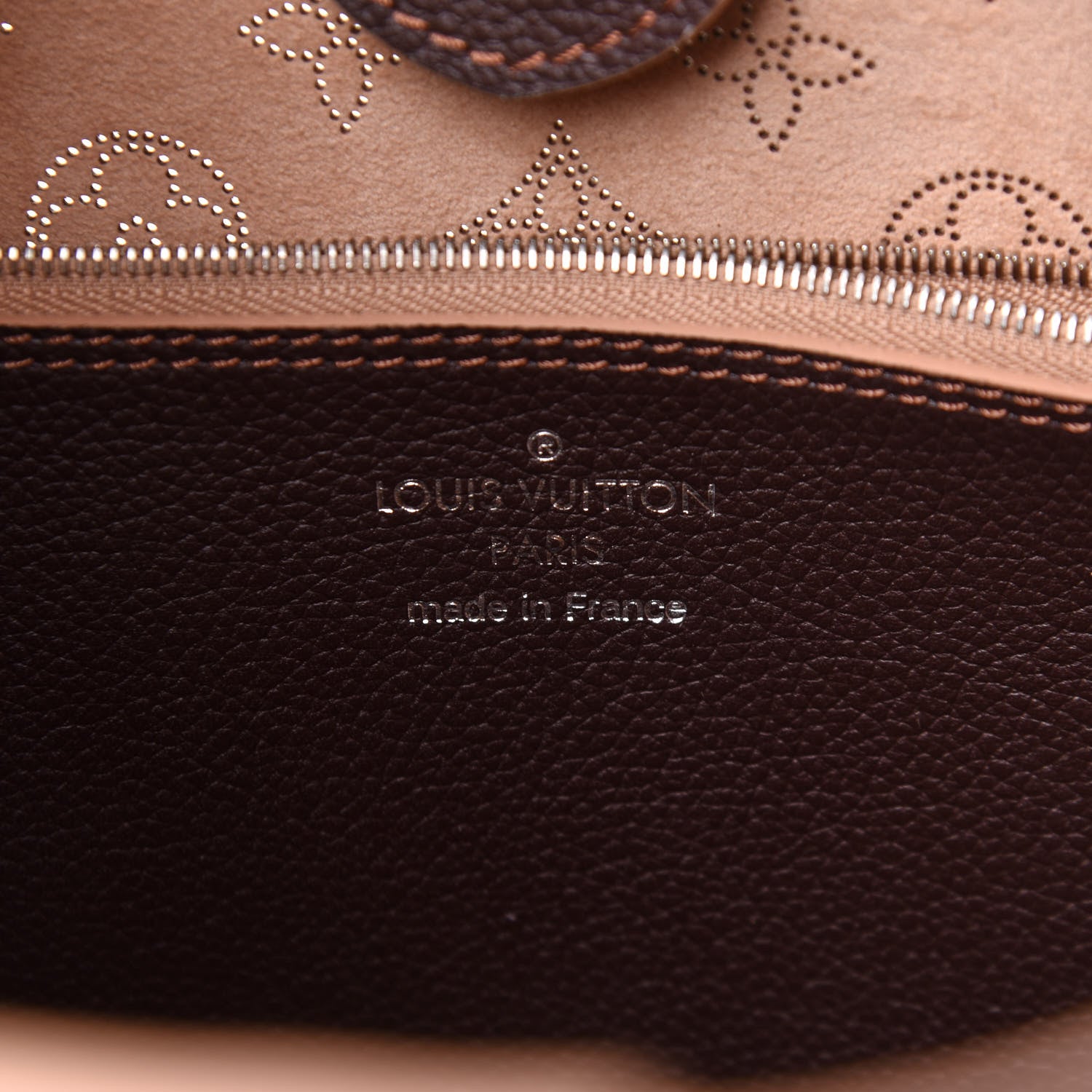 Louis Vuitton Mahina Carmel Hobo Chocolate 6 of 9