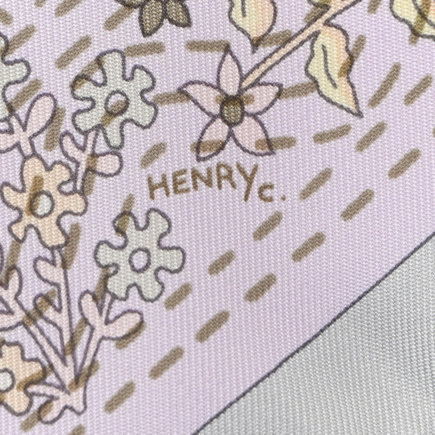 Hermes Silk Pique Fleuri de Provence Scarf 90 Gris Perle Lilas Rose Poudre 4 of 6
