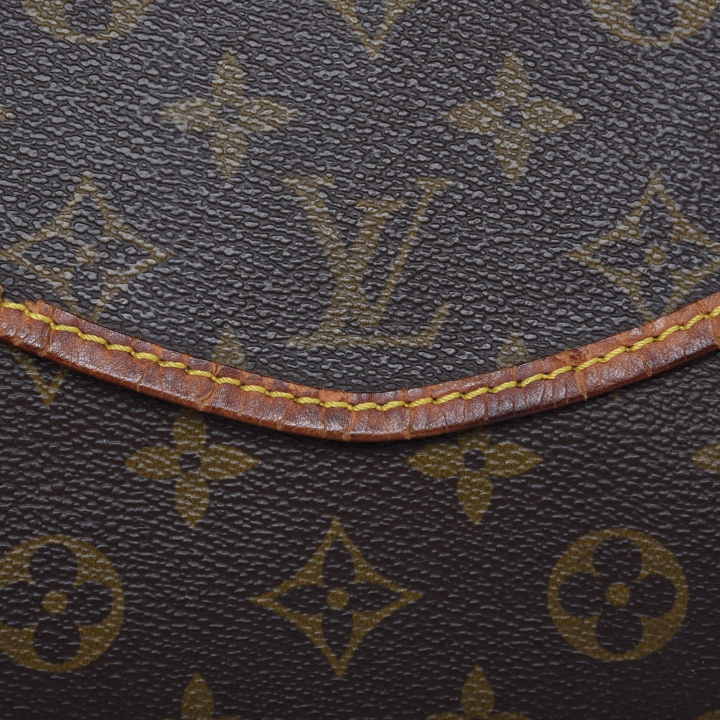 Monogram Saumur 43