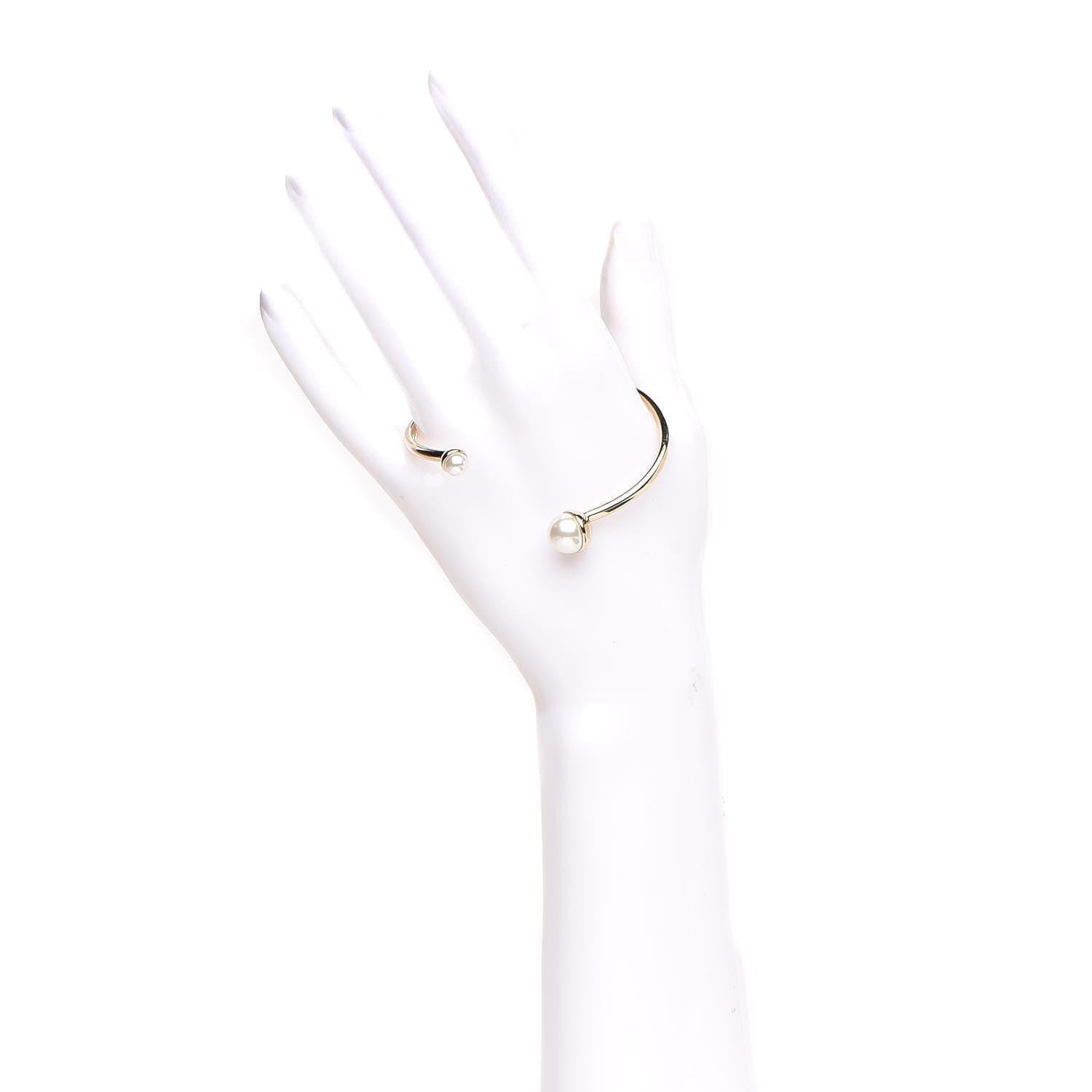 Christian Dior Pearl Cuff Gold 2 of 5