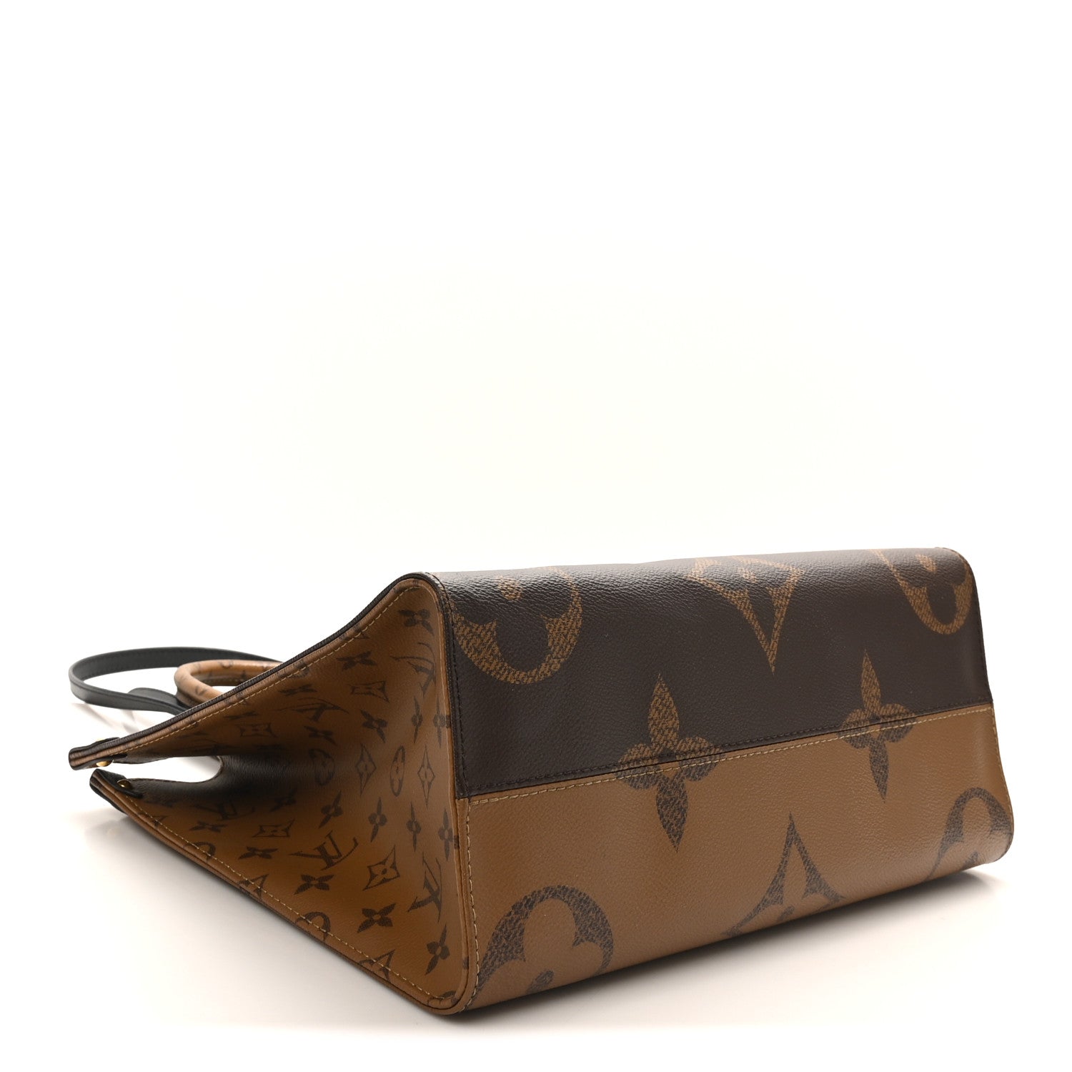Louis Vuitton Reverse Monogram Giant Onthego MM 4 of 9