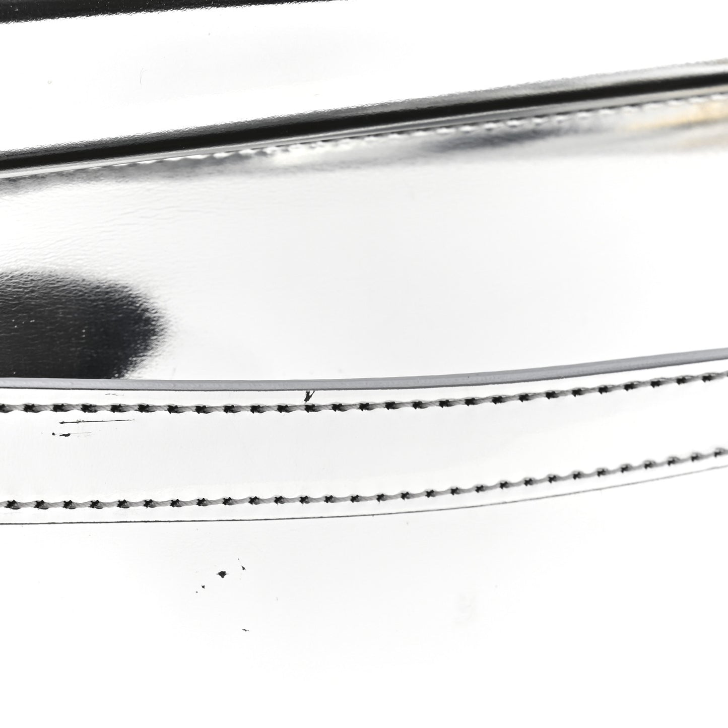 Metallic Patent Calfskin La Pochette Rond Carre Silver