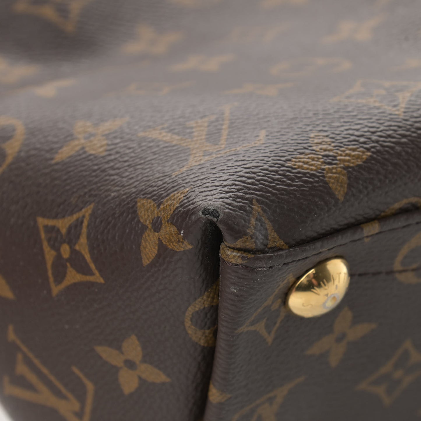 Monogram V Tote MM Black