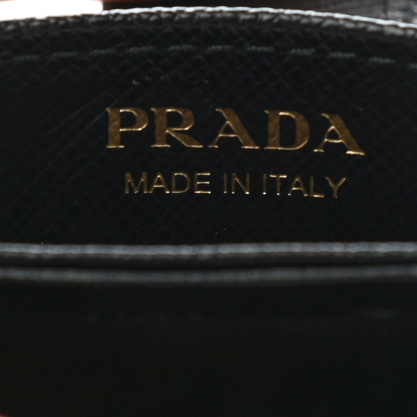 Saffiano Metal Accordion Card Case Black