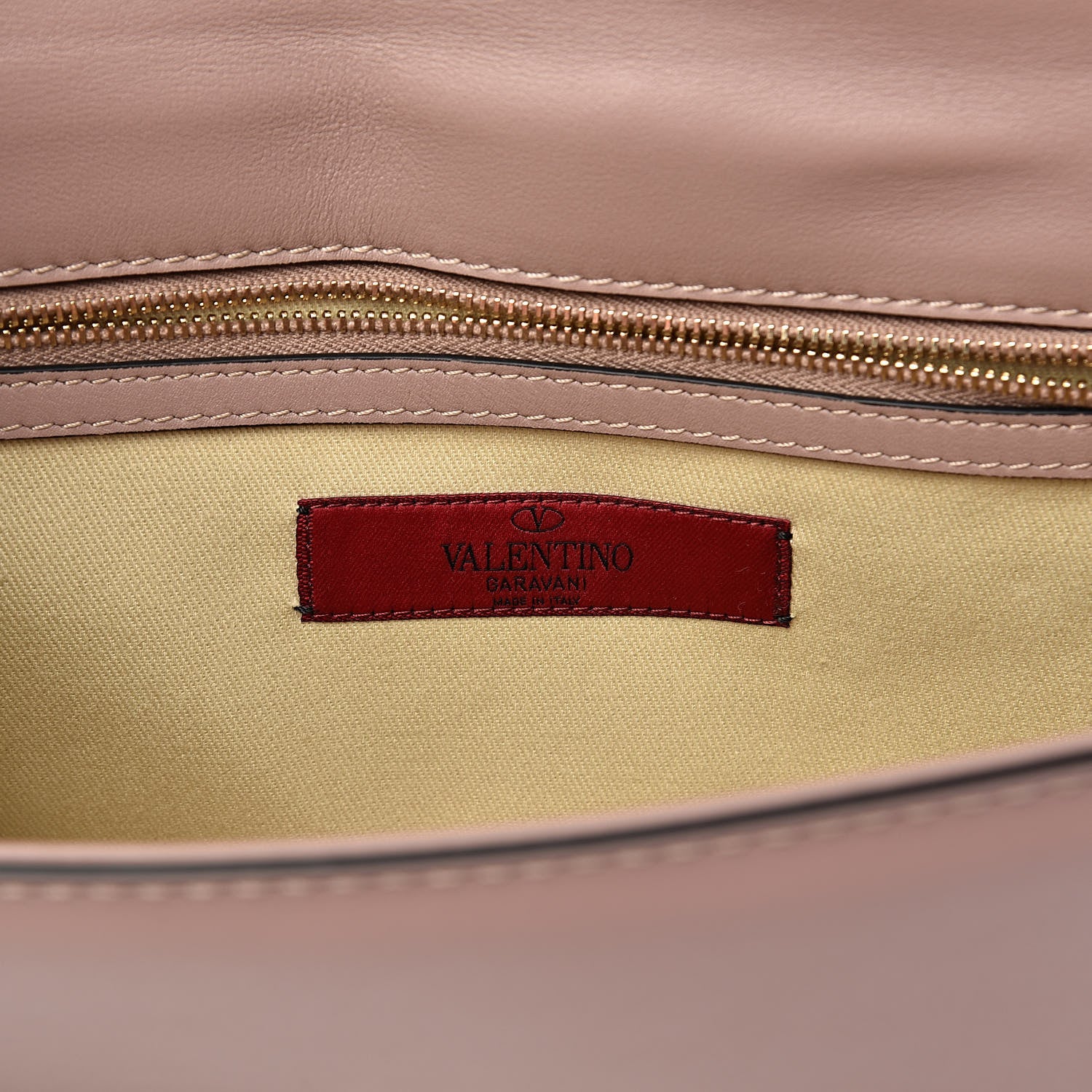 Valentino Garavani Vitello Medium Glam Lock Rockstud Flap Poudre 6 of 10