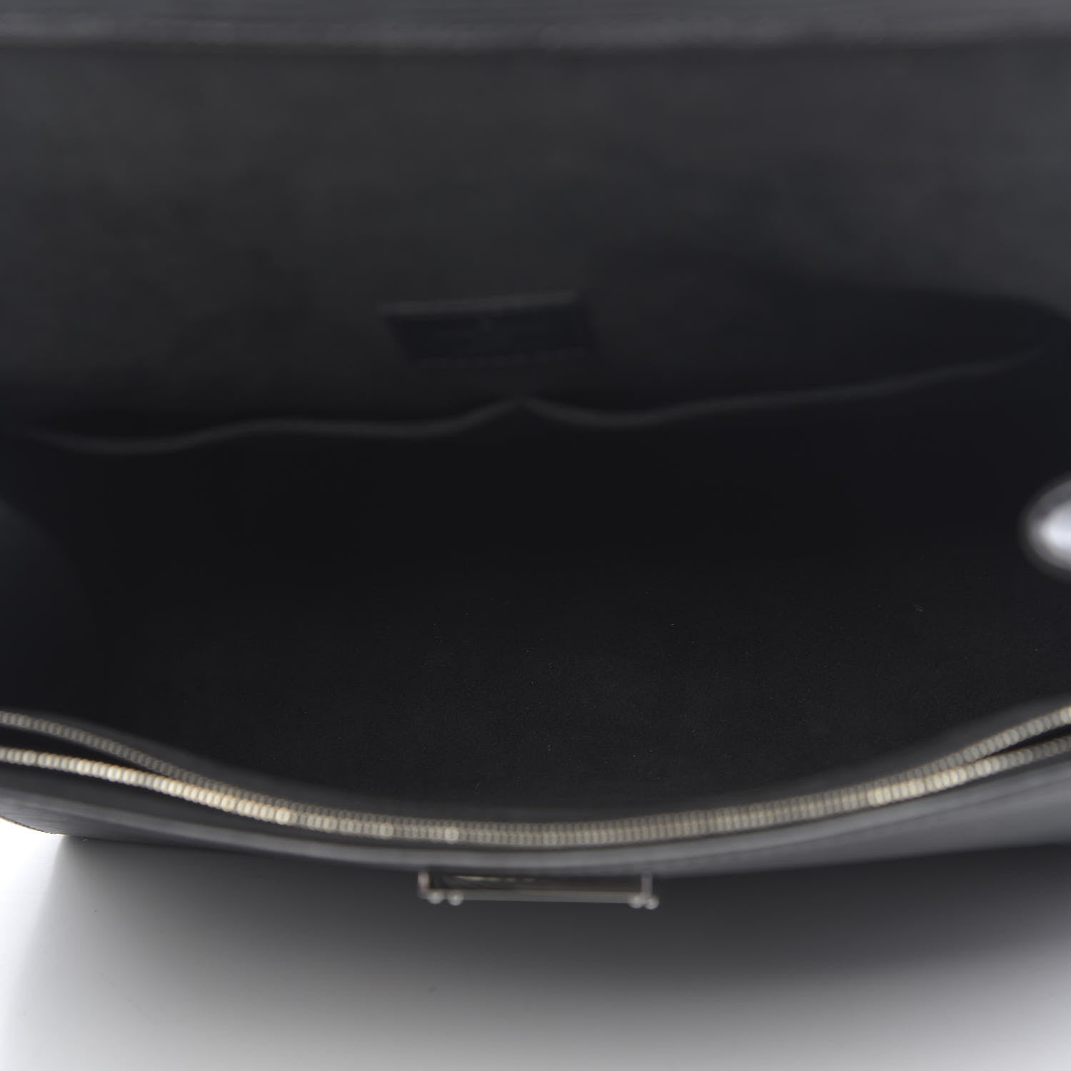 Louis Vuitton Epi Cluny MM Black 5 of 17