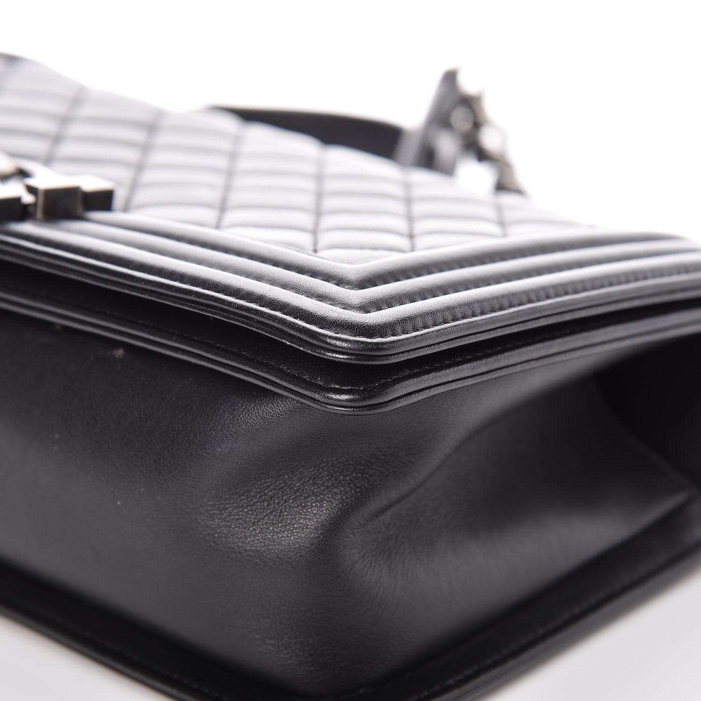 Calfskin Quilted Medium Boy Flap Black