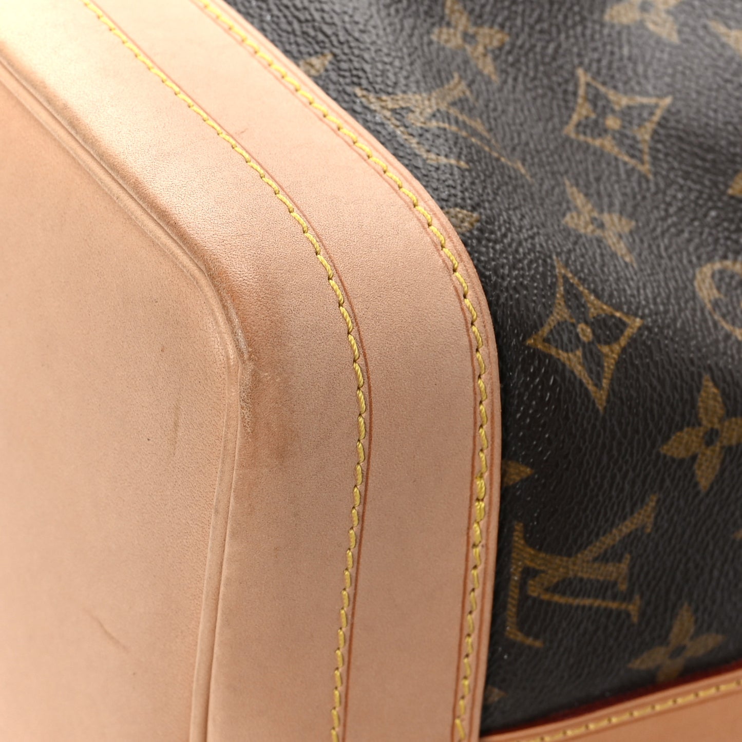Monogram Noe