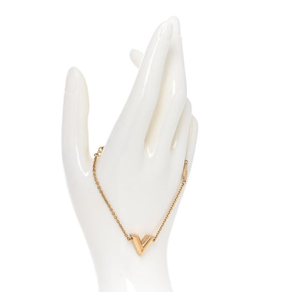 Louis Vuitton Essential V Bracelet Gold 2 of 7