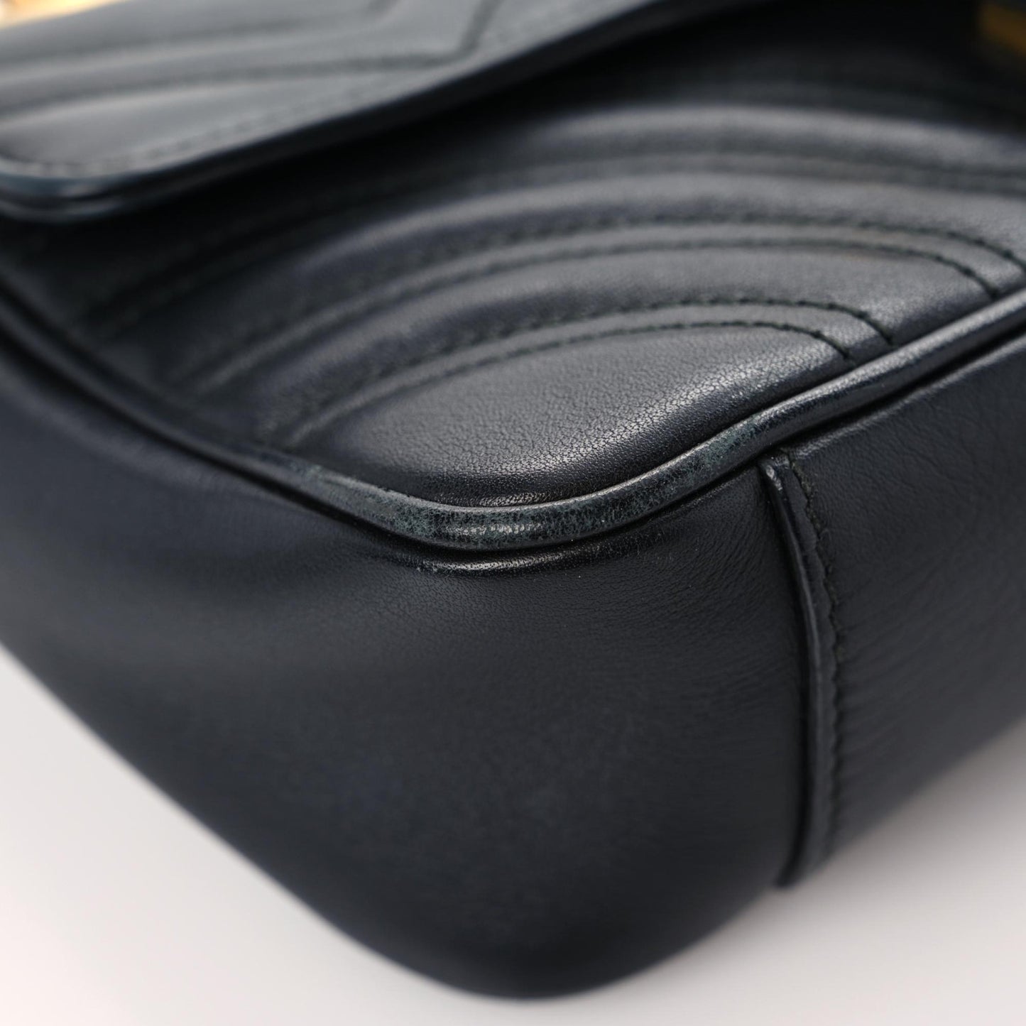 Calfskin Matelasse Mini GG Marmont Shoulder Bag Black