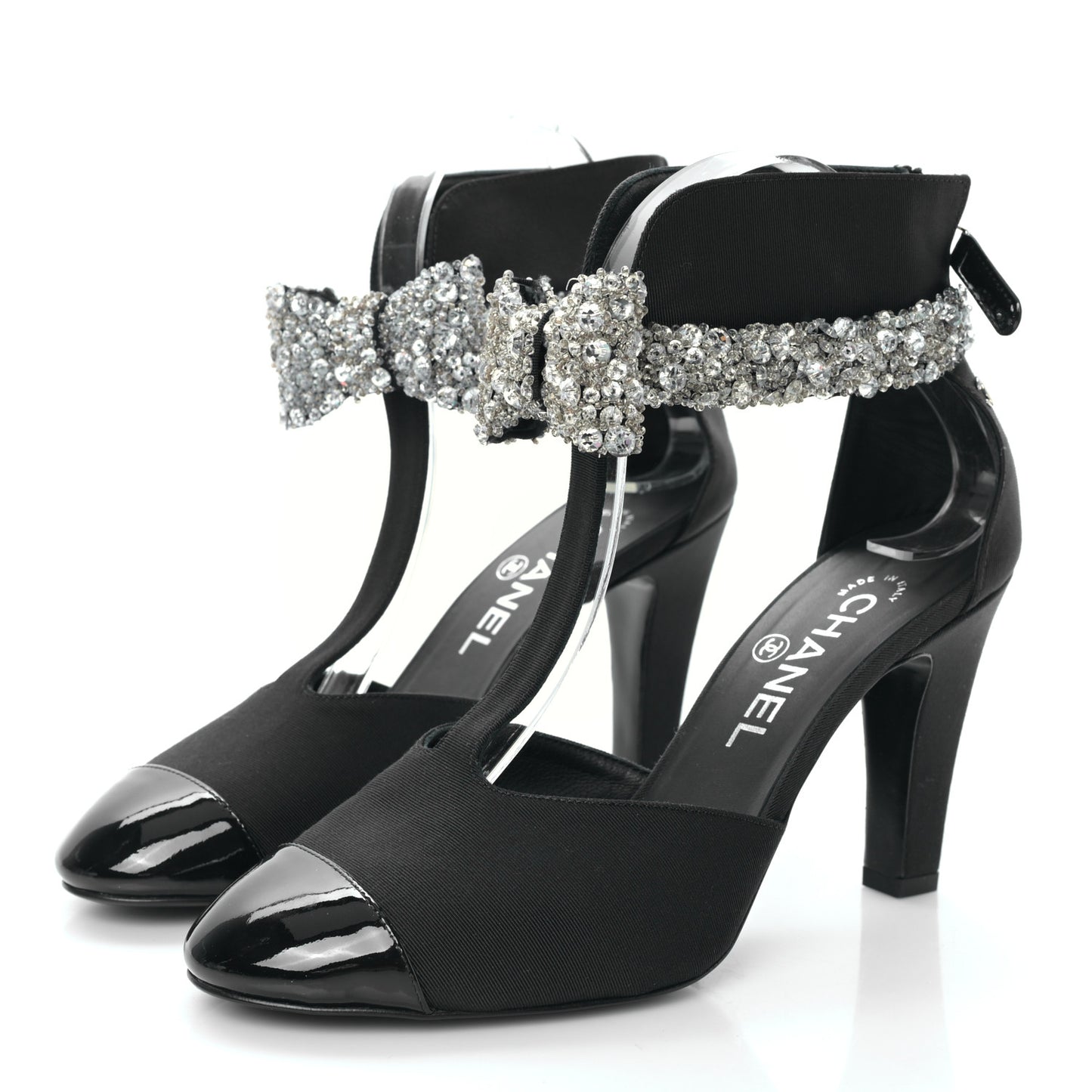 Crosgrain Patent Cap Toe Bow Crystal Pumps 37 Black