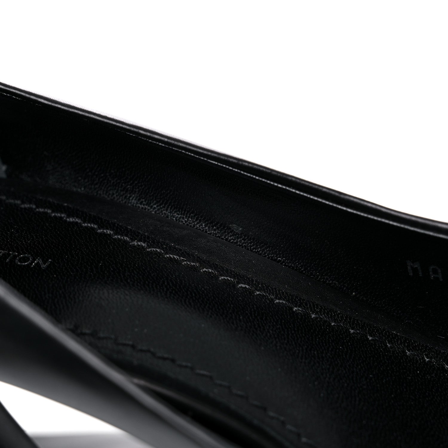 Louis Vuitton Calfskin Urban Twist Pumps 40 Black 13 of 16