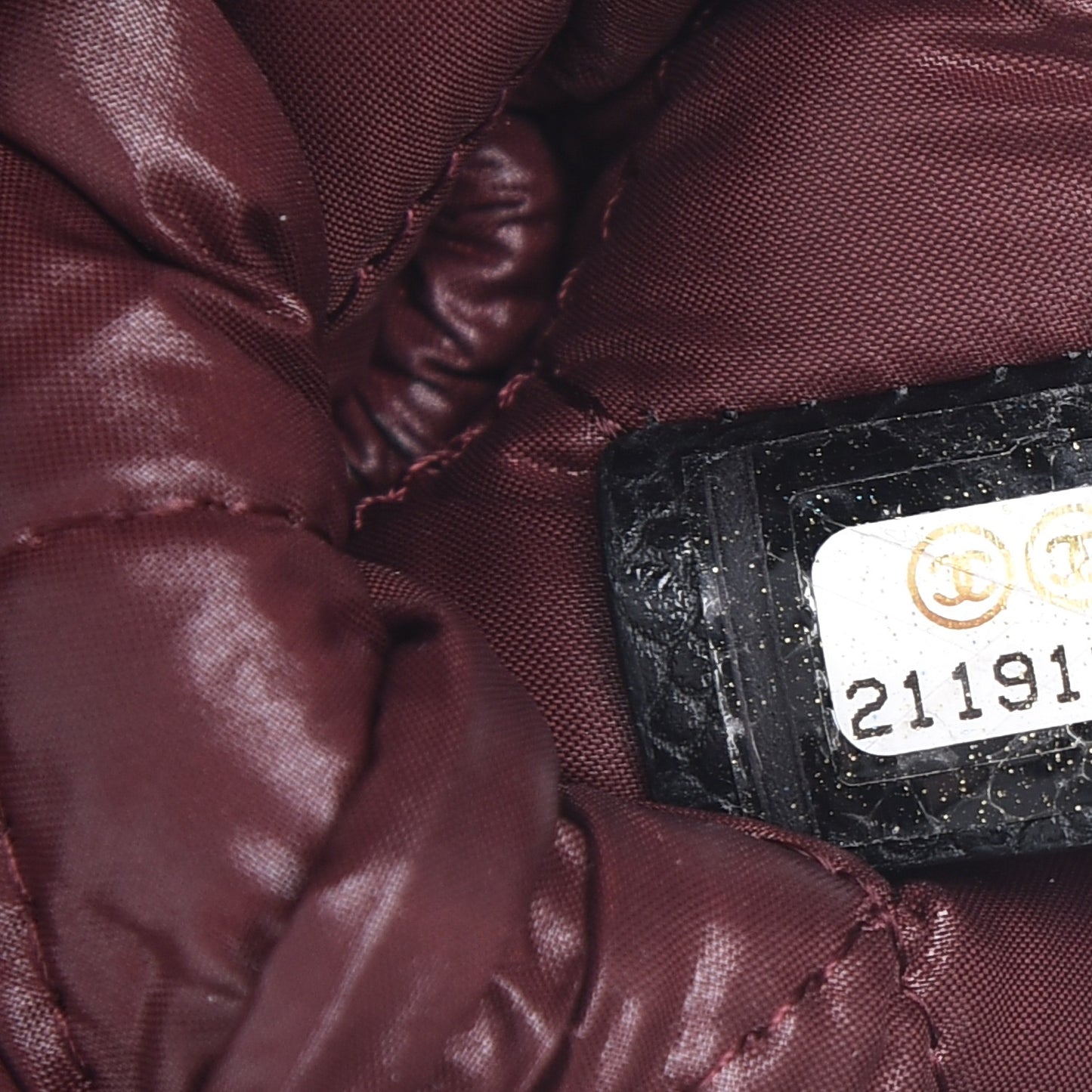 Caviar Quilted Small Cosmetic Case Black