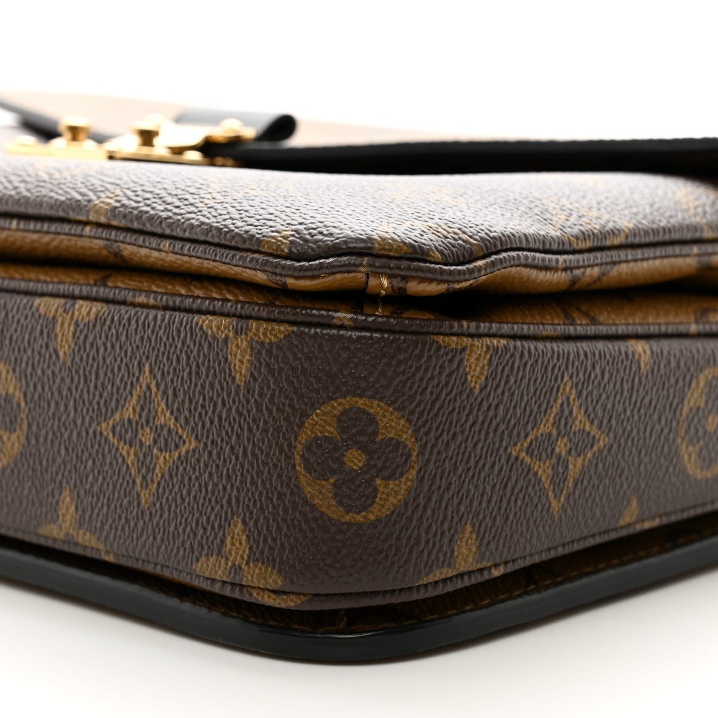 Reverse Monogram Pochette Metis